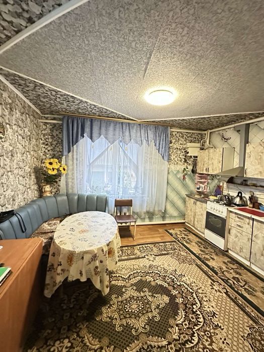 Володарка.Продаж будинку.Роглядамо сертифікати