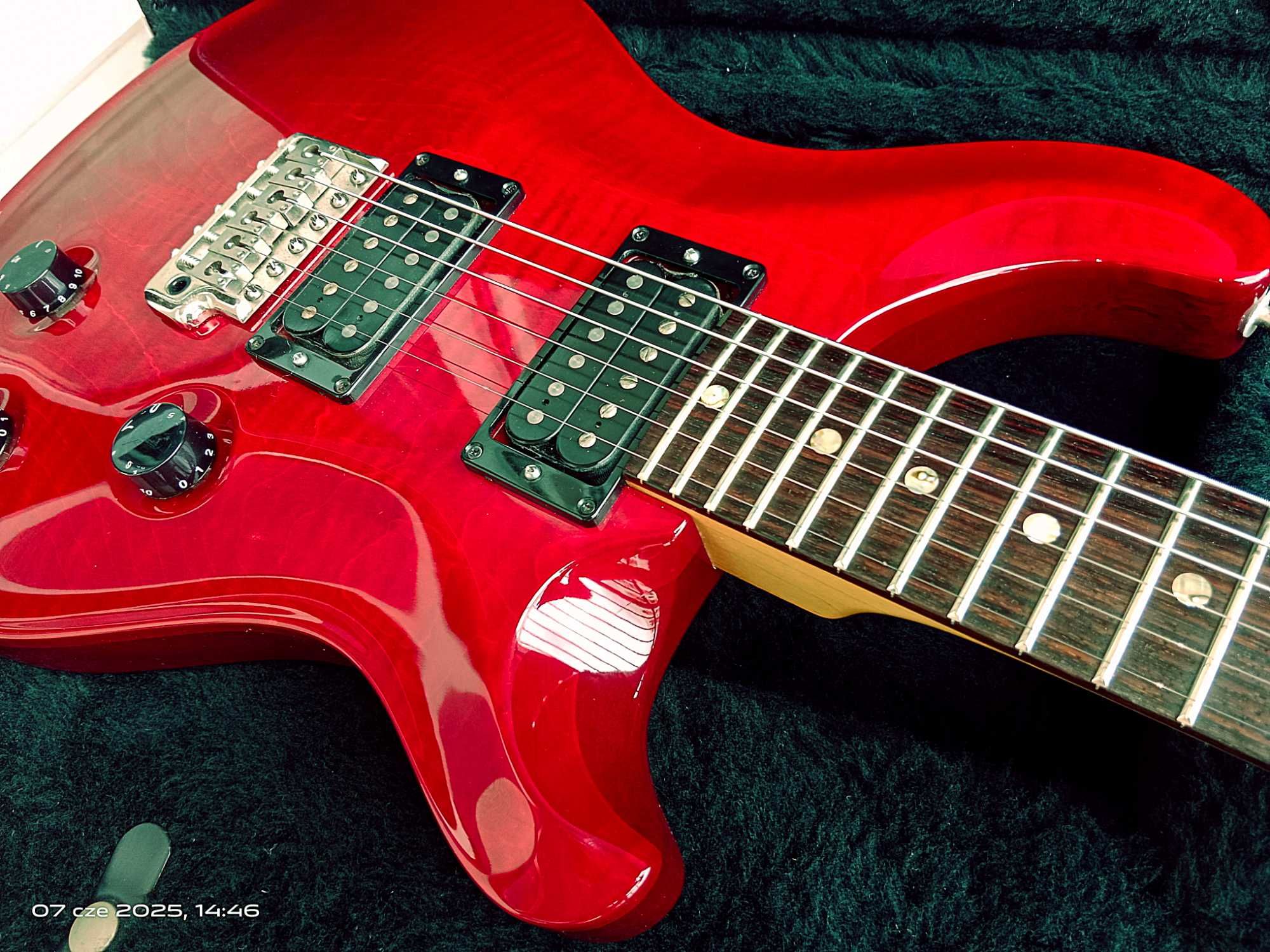 PRS CE24 USA z 2008 roku z futerałem