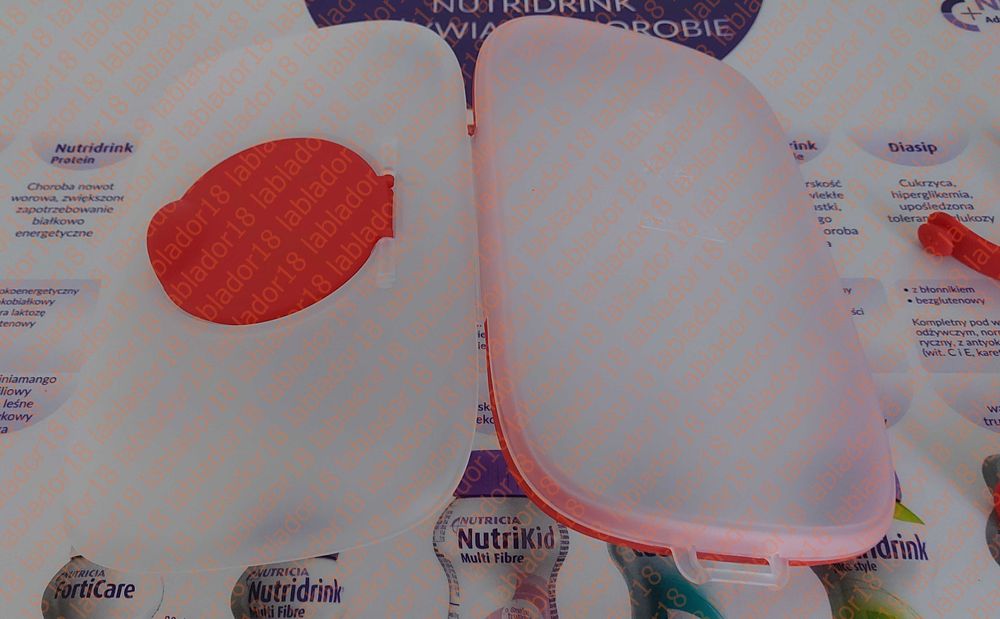 Pudełko pojemnik na chusteczki Skipi hop