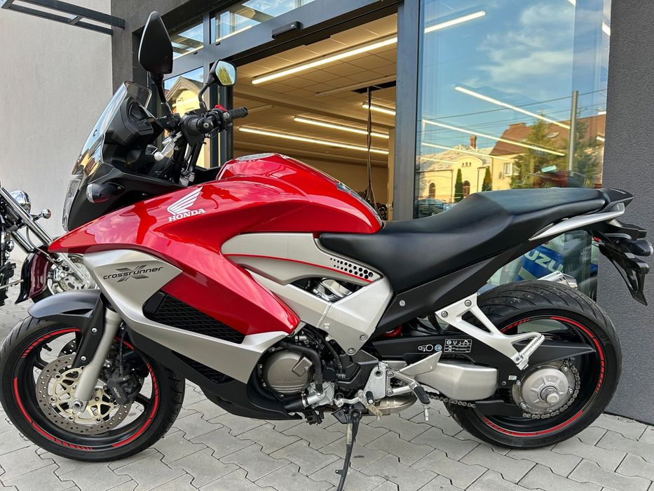 Honda VFR NOWA Honda VFR 800 X crossrunner Sklepowy Stan 19704km 10/10 po serwis