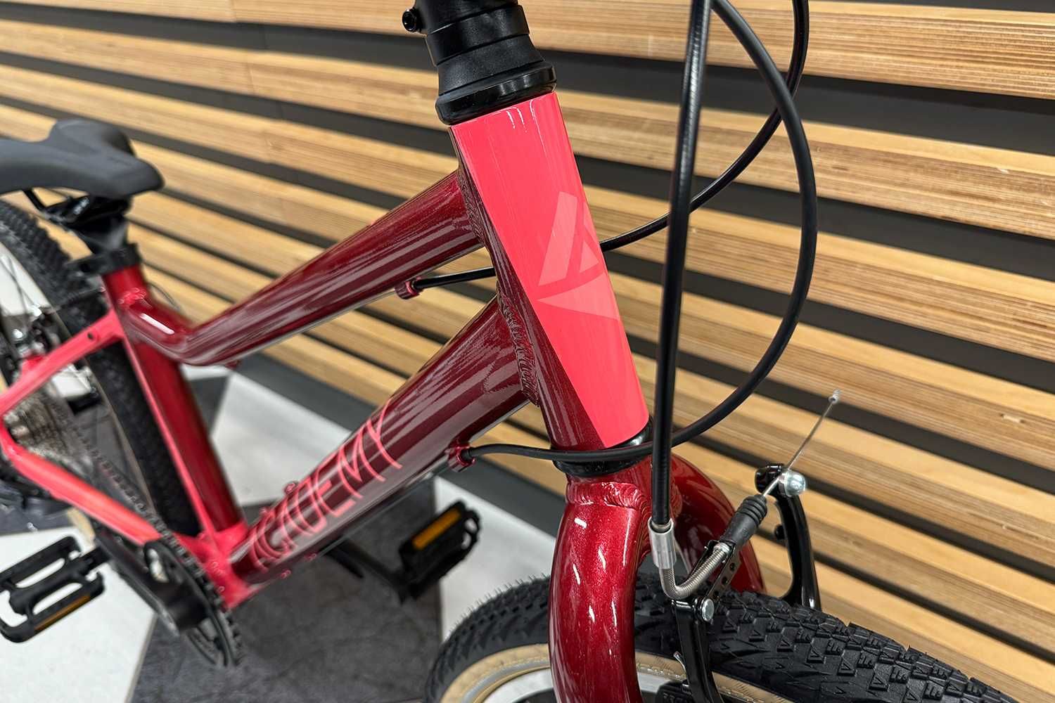 Rower dziecięcy ACADEMY 4 Magenta 20" KRAKÓW w ofercie kubikes puky