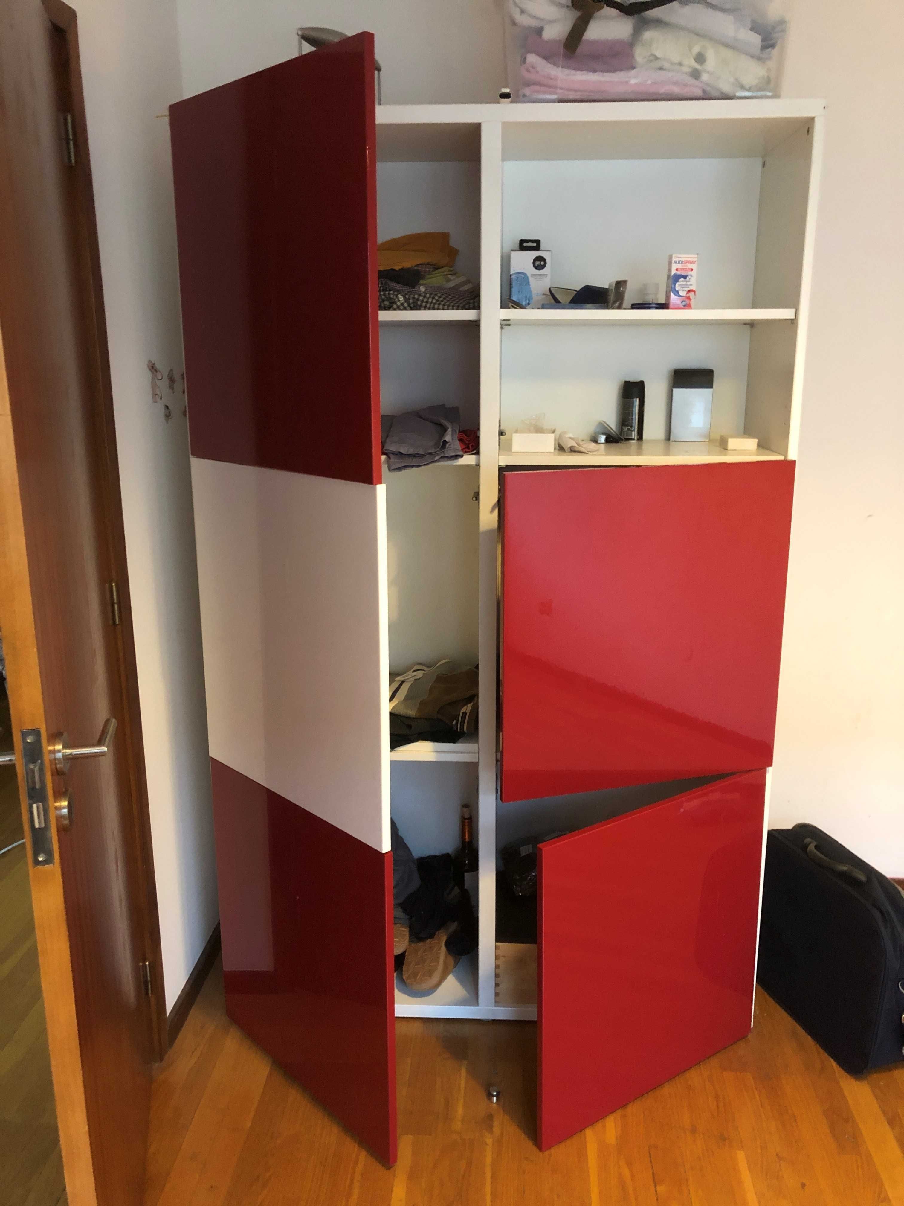 Estante Besta do IKEA