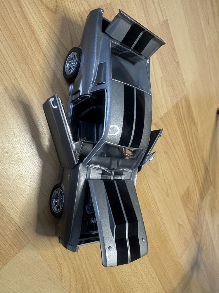 Dodge charger масштаб 1:18