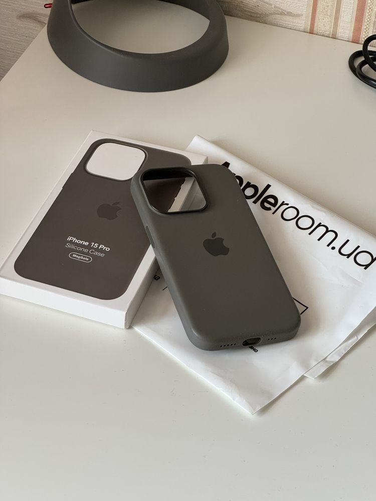 Чохол Silicone Case Clay для iPhone 15 Pro