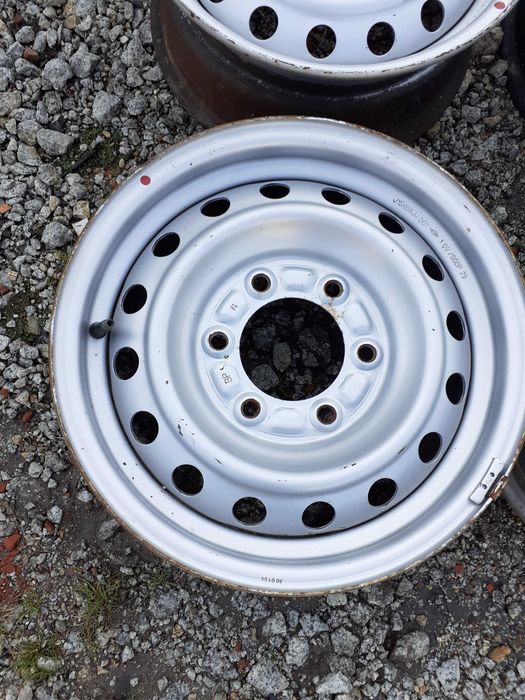 Felgi stalowe ISUZU D-MAX 6x139,7 6,5Jx15 ET41 Nr.32