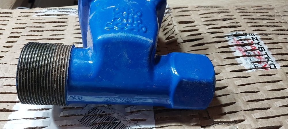 JAFAR zasuwa  DN40 GW 6/4 gwintowana do wody