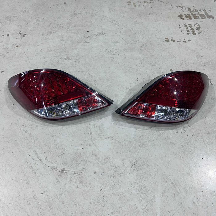 Farolins Peugeot 207