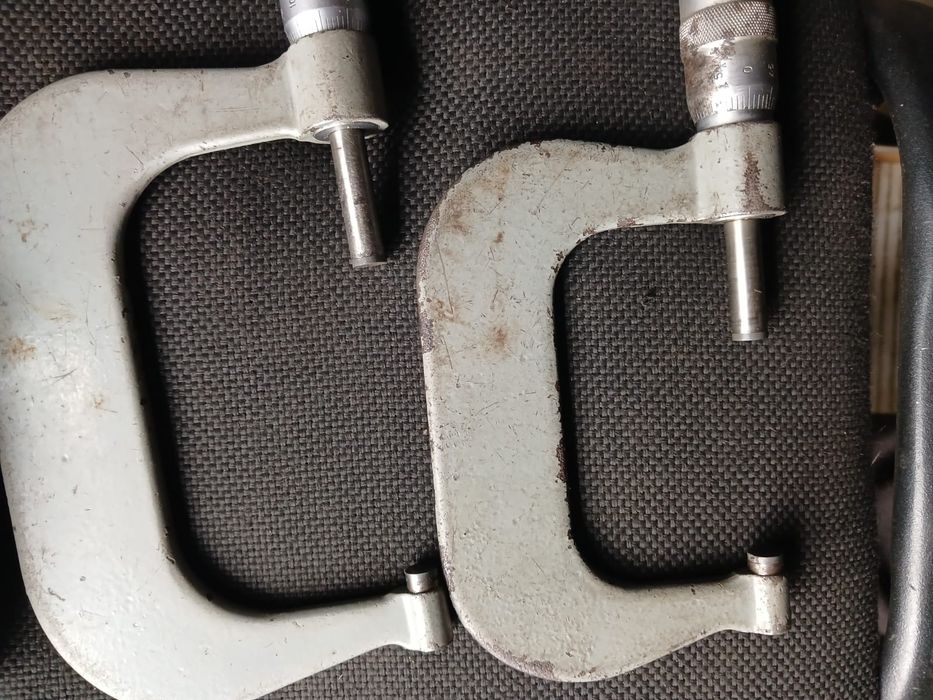 Нутрометр мікрометр