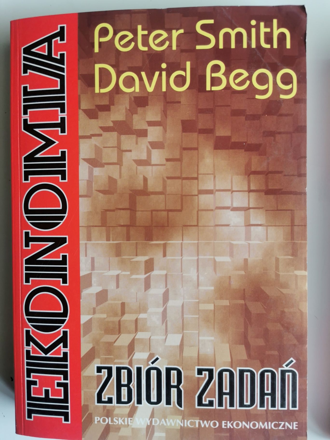 David Begg. Książki o ekonomii