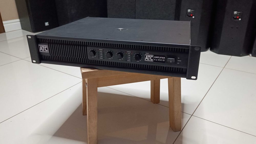 Końcówka mocy LD Systems DEEP2 4950 | 4x810W | 4-kanałowa | Klasa H