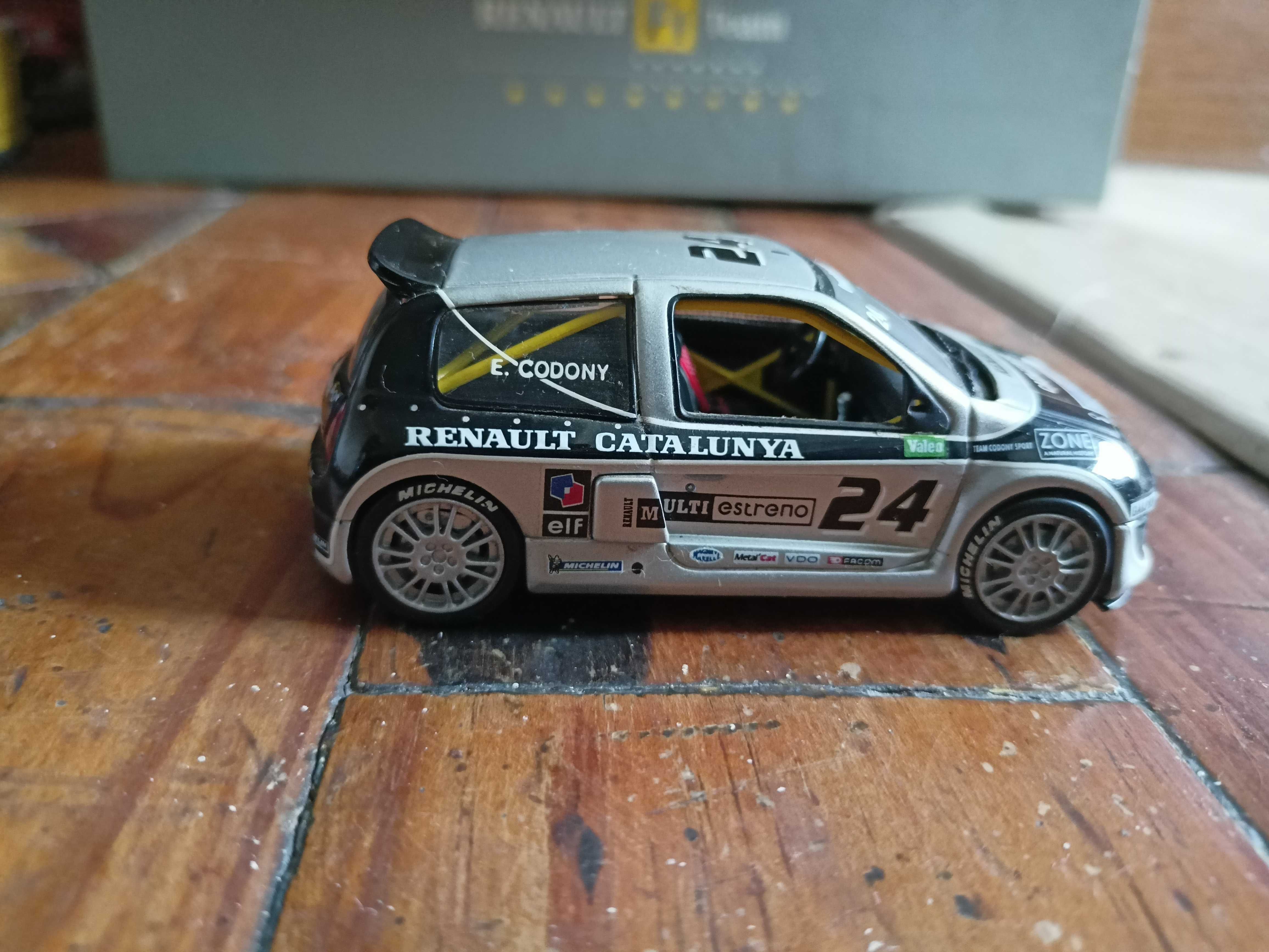 Renault Clio V6 Trophy 1:43