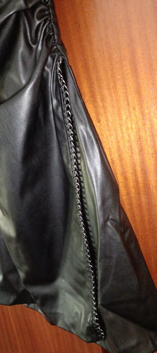 Vestido novo Zara
