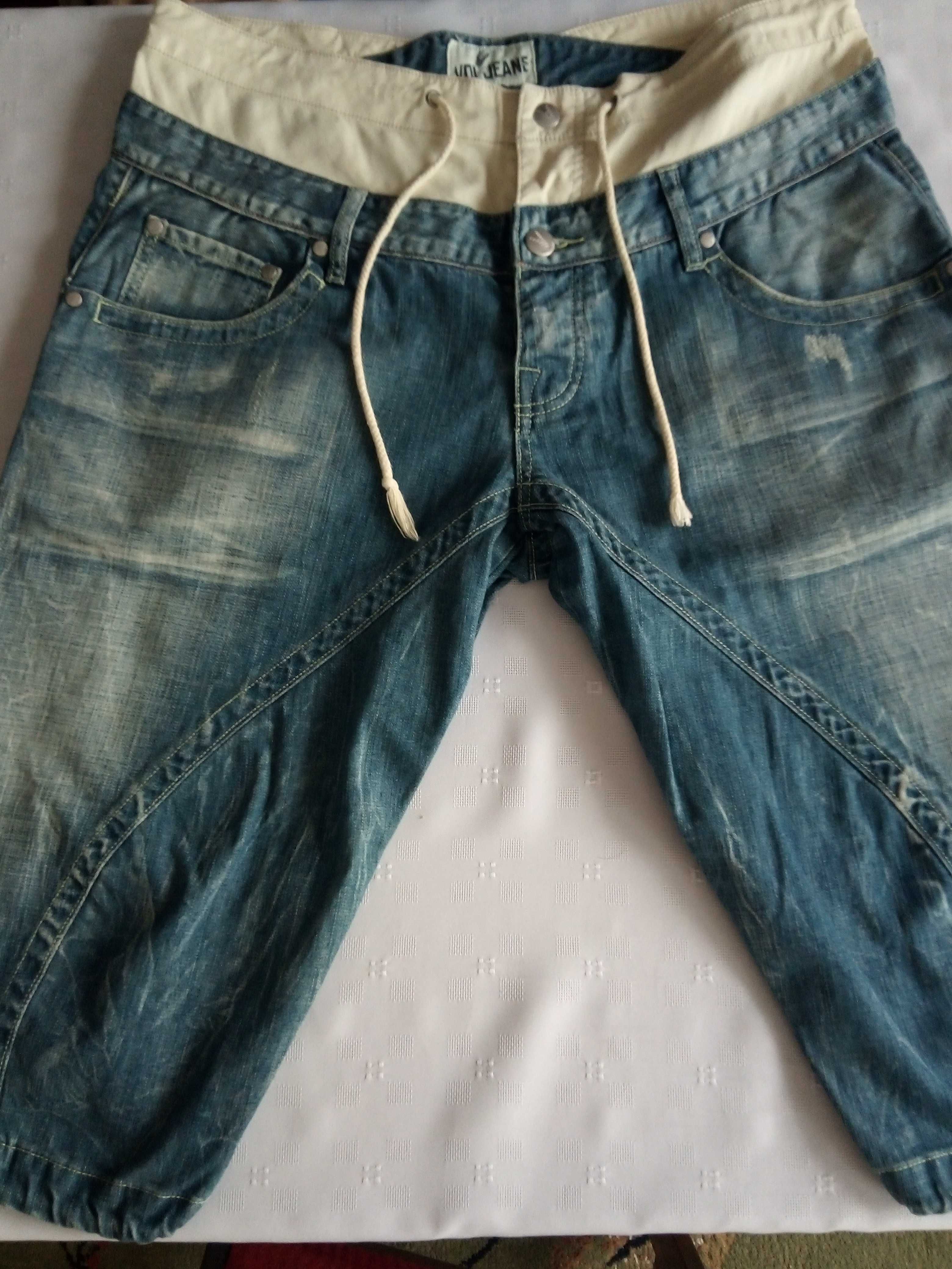 letnie krótkie spodenki jeansowe ,bojówki W36