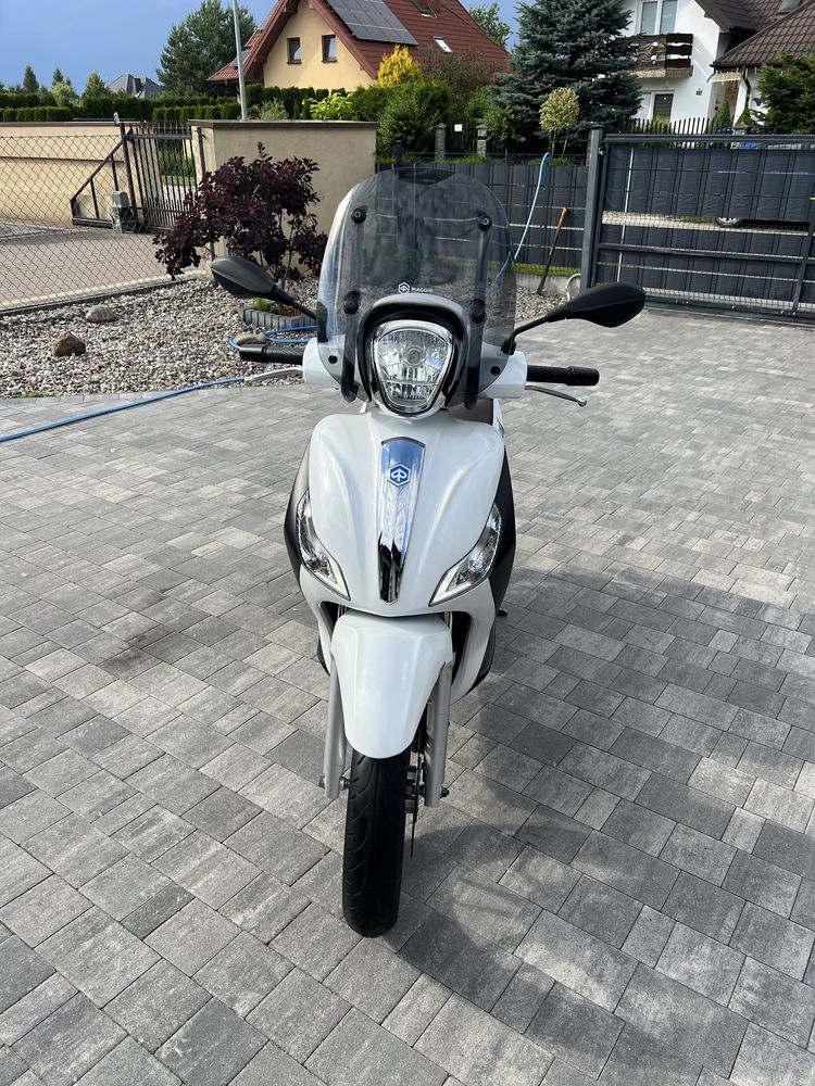 Motocykl, skuter Piaggio Medley
