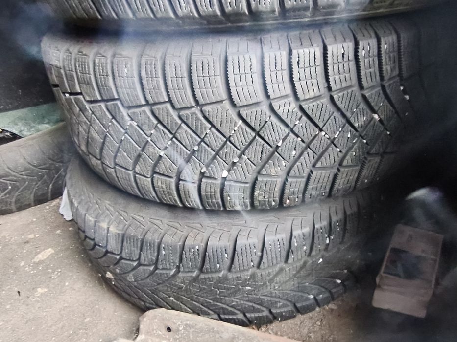 Резина 215/60/16