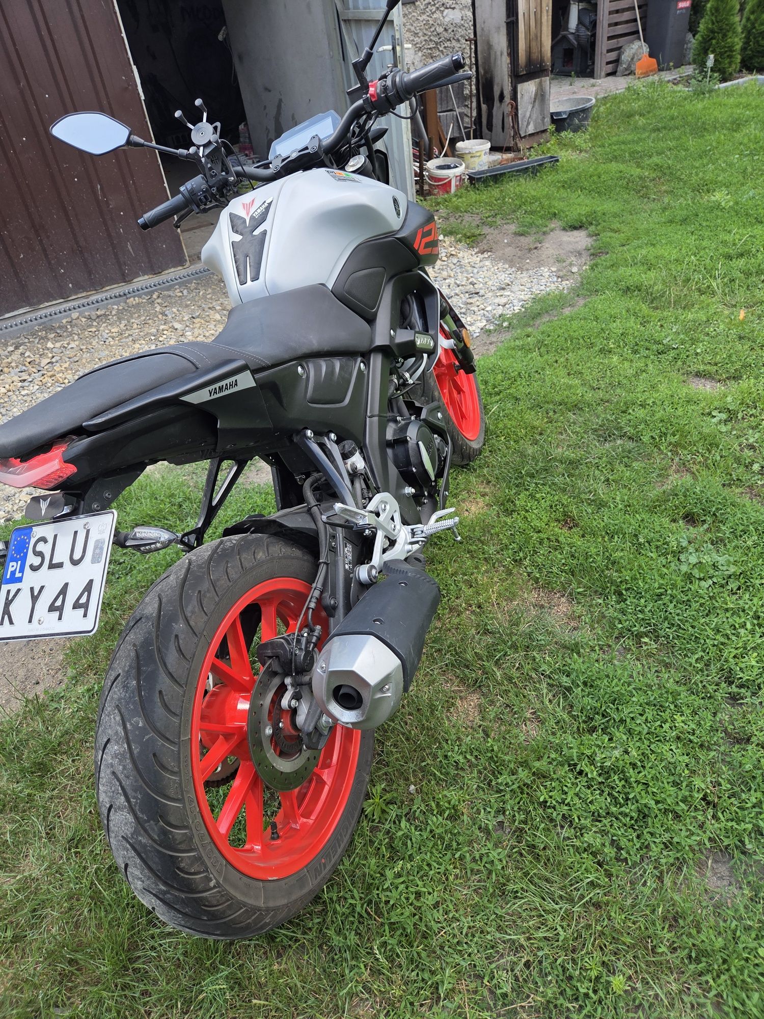 Yamaha MT   MT-125