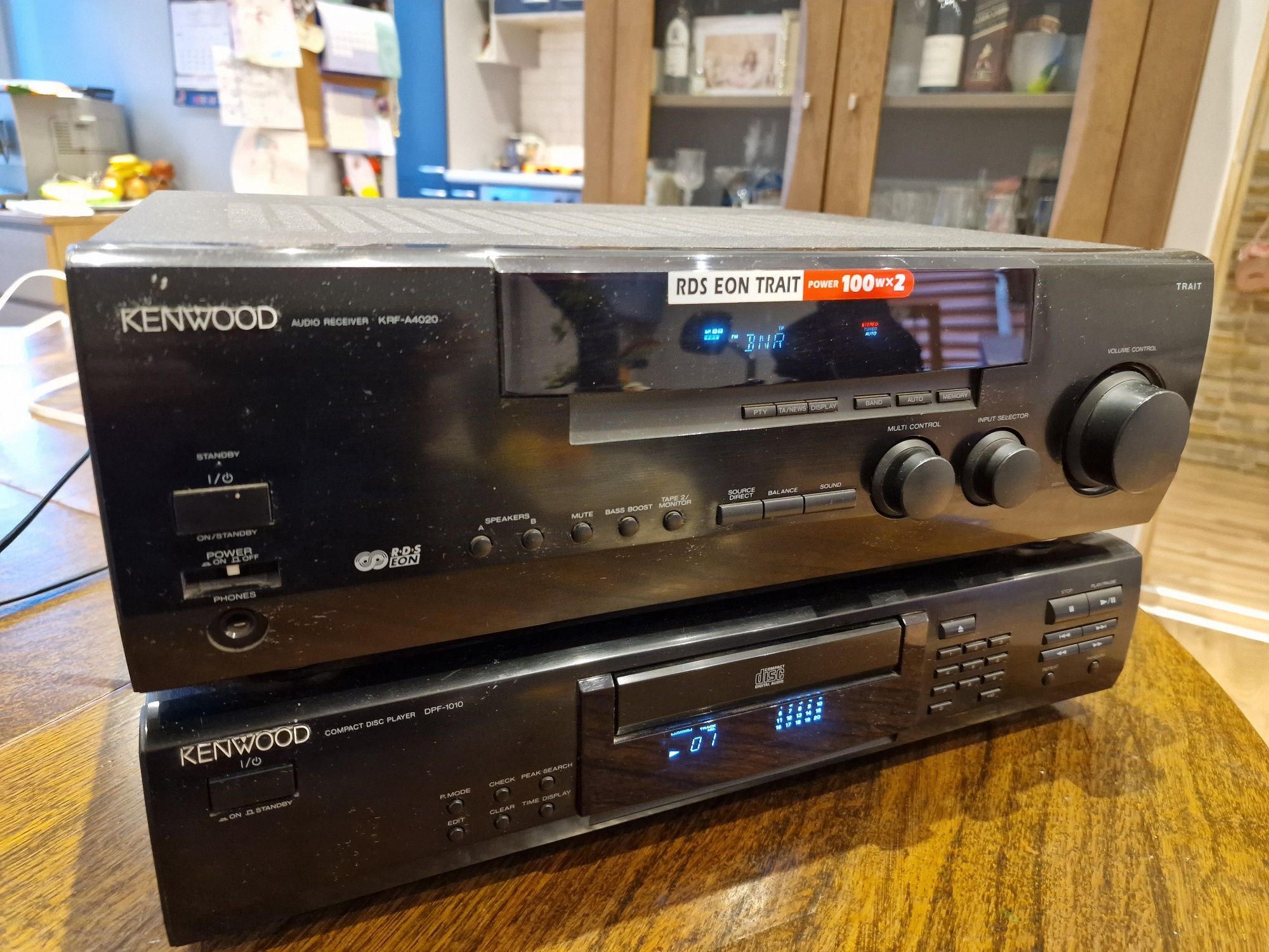 Kenwood DPF 1010 CD i KRF-A4020