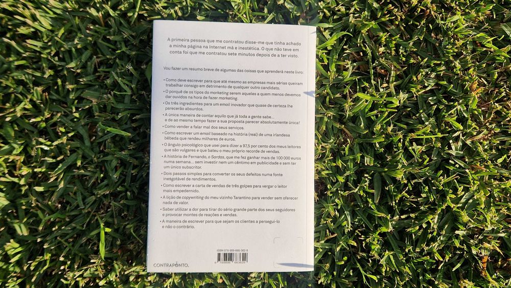 Livro - Escrevo Porque Gosto de Ganhar Dinheiro - Isra Bravo