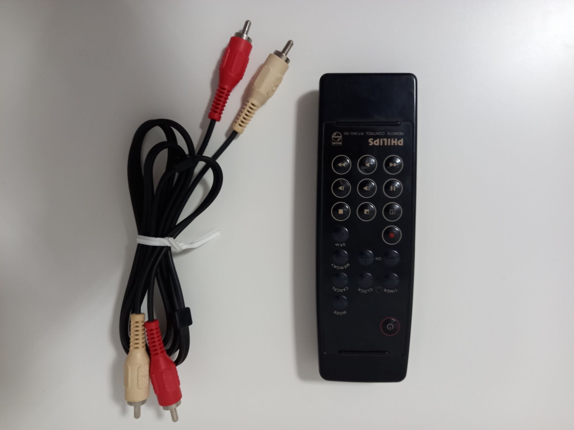 Magnetowid Philips VR3260 oryginalny pilot
