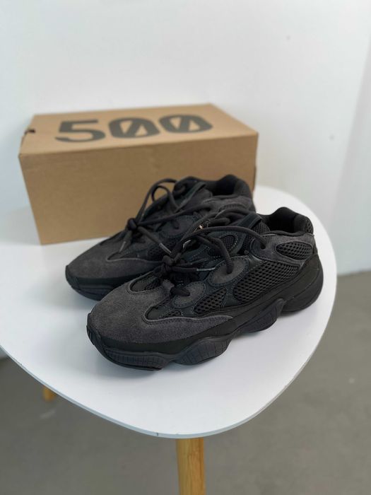 Мужские черные кроссовки Adidas Yeezy 500 Black изи йизи ob366