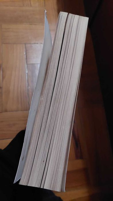 Livro "Deus Existe?" de Pde Carreira das Neves
