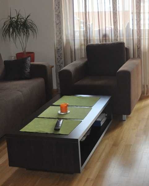 Zestaw meblowy BRW DOORS - 2 komody, stolik i 4 półki