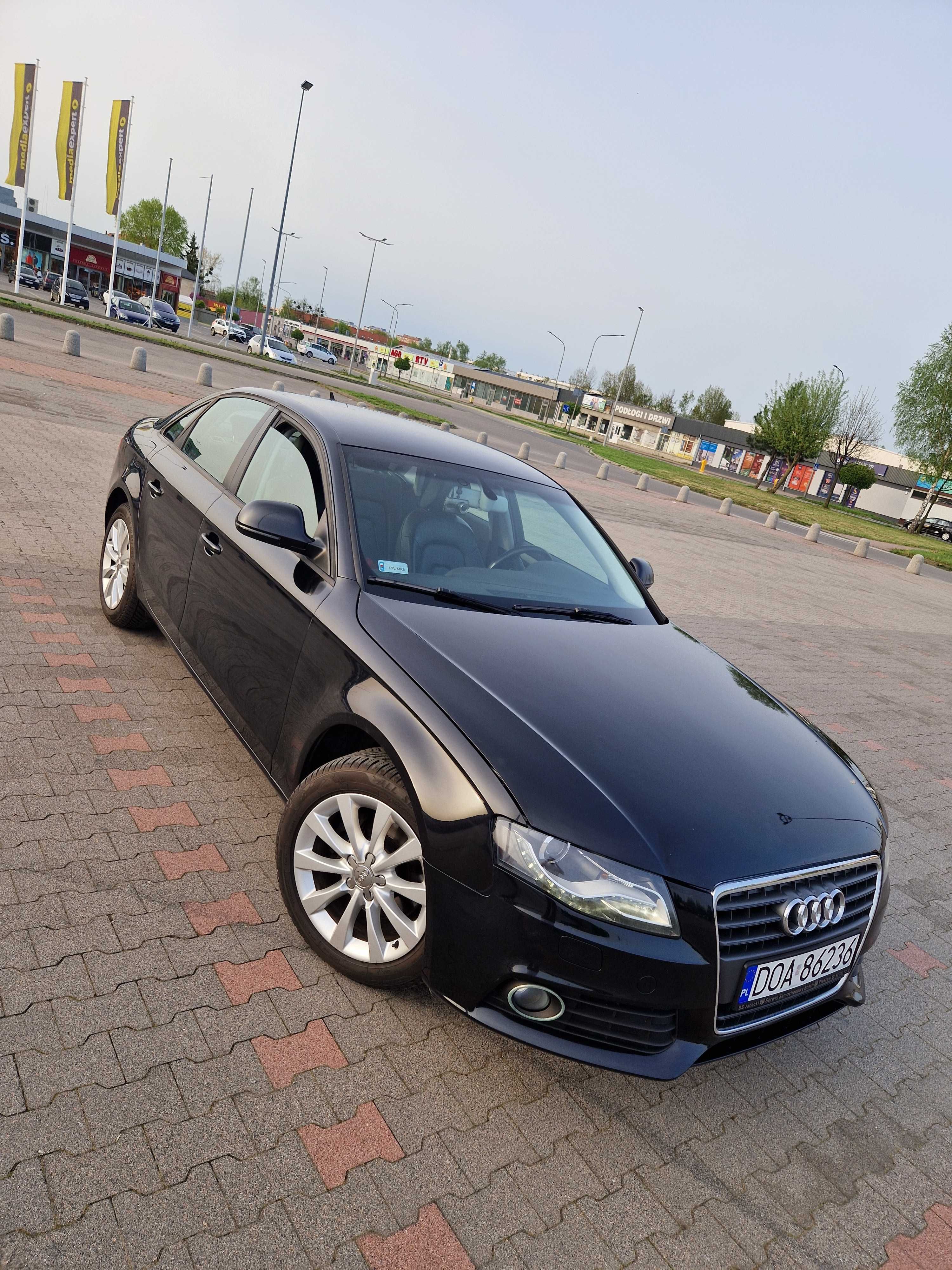 Audi A4 B8 2.0 TDI sedan