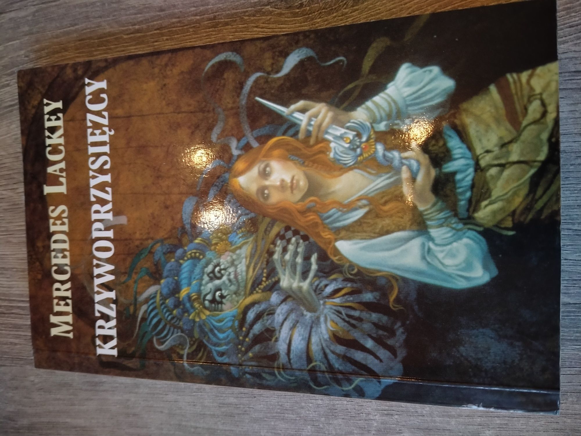 Mercedes Lackey Krzywoprzysięzcy