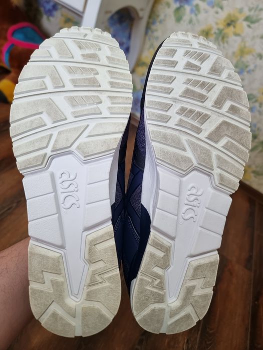 Оригінал 100% ASICS Gel-Lyte V   EURO 44