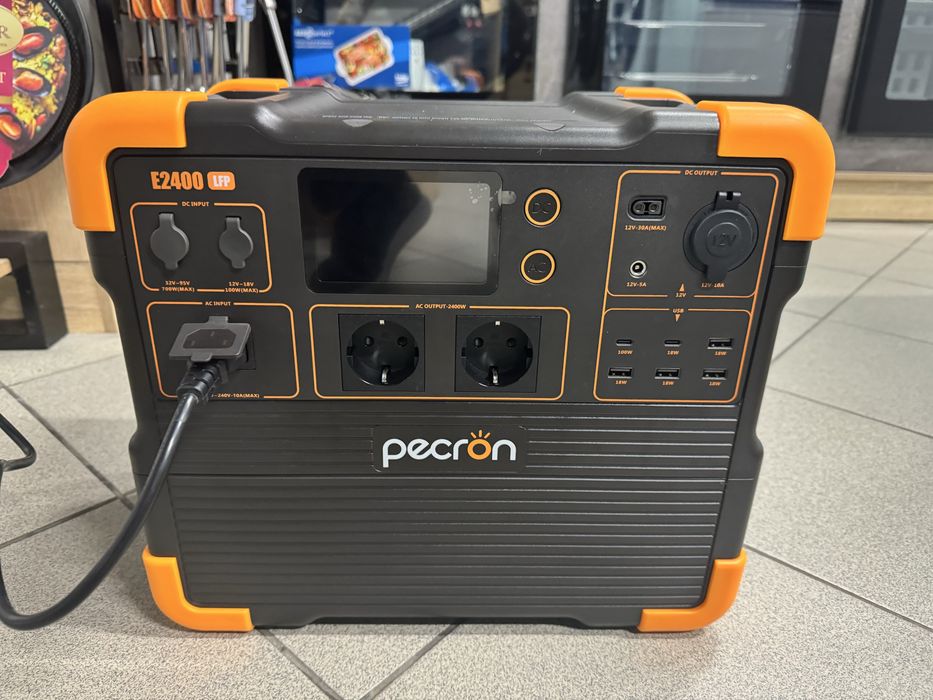 Зарядна станція Pecron E2400LFP - 2048Wh/AC 2400W