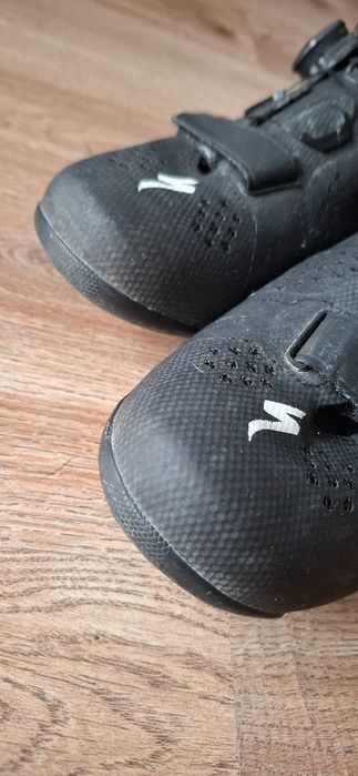 Buty kolarskie szosowe SPECIALIZED TORCH 2.0 czarne 39 boa