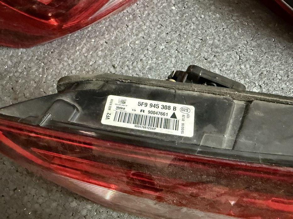 Lampa tyl seat leon 3 lewa prawa