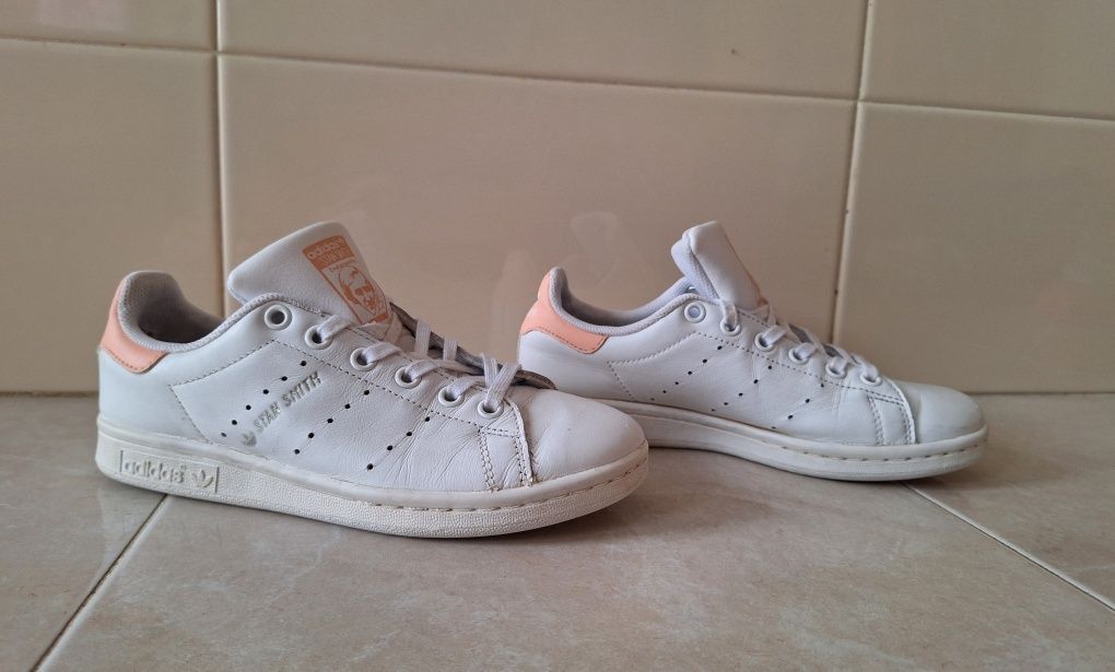 Ténis ADIDAS STAN SMITH n.35