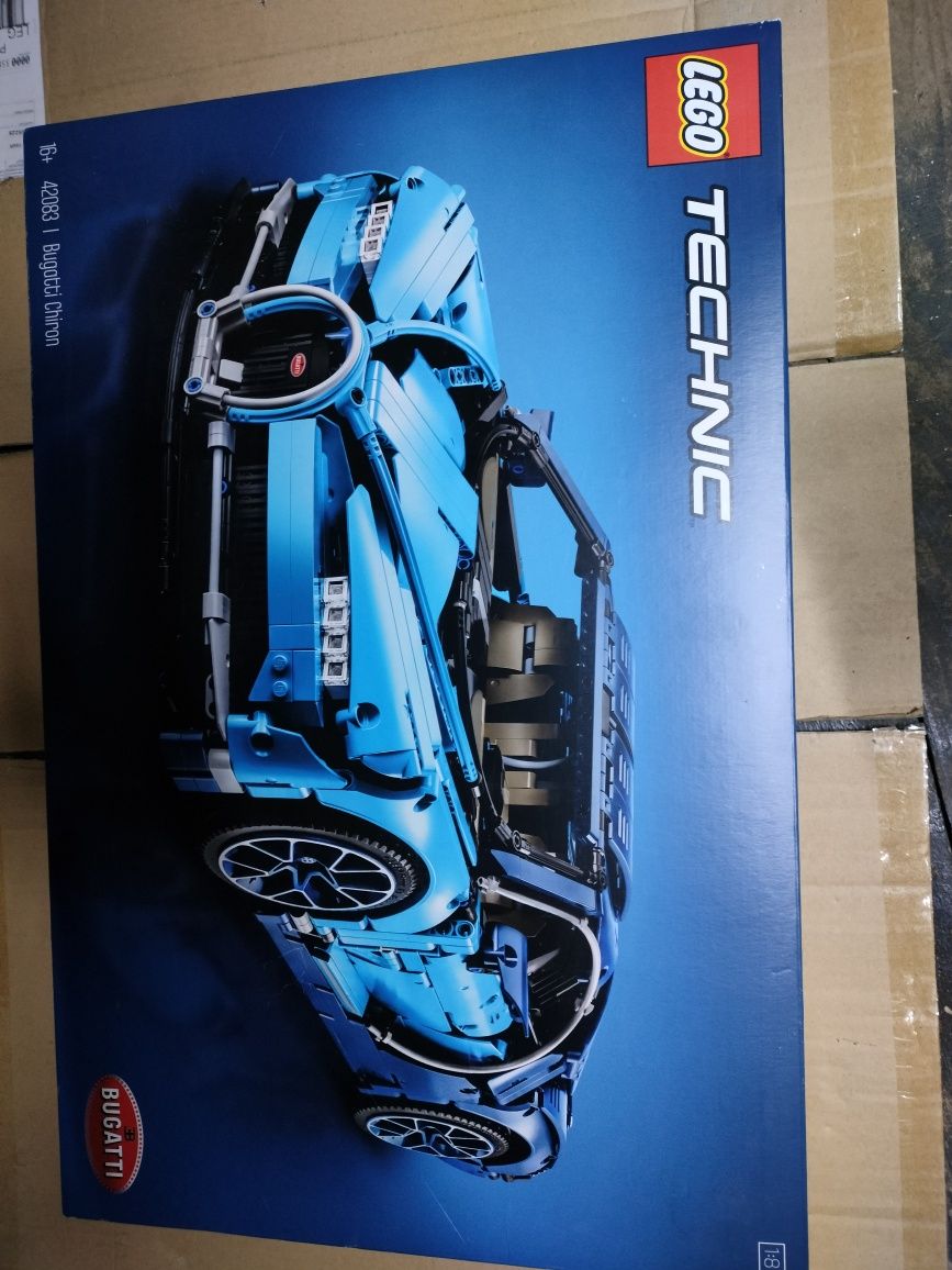 Technic 42083 Bugatti Chiron