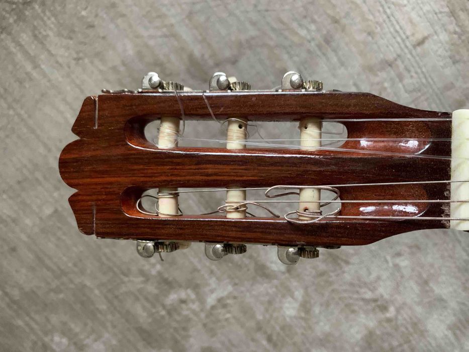 Guitarra clássica Jacques Castelluccia ano 60