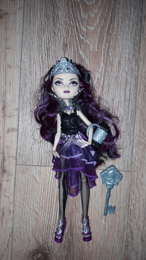 Lalka Raven Ever After High