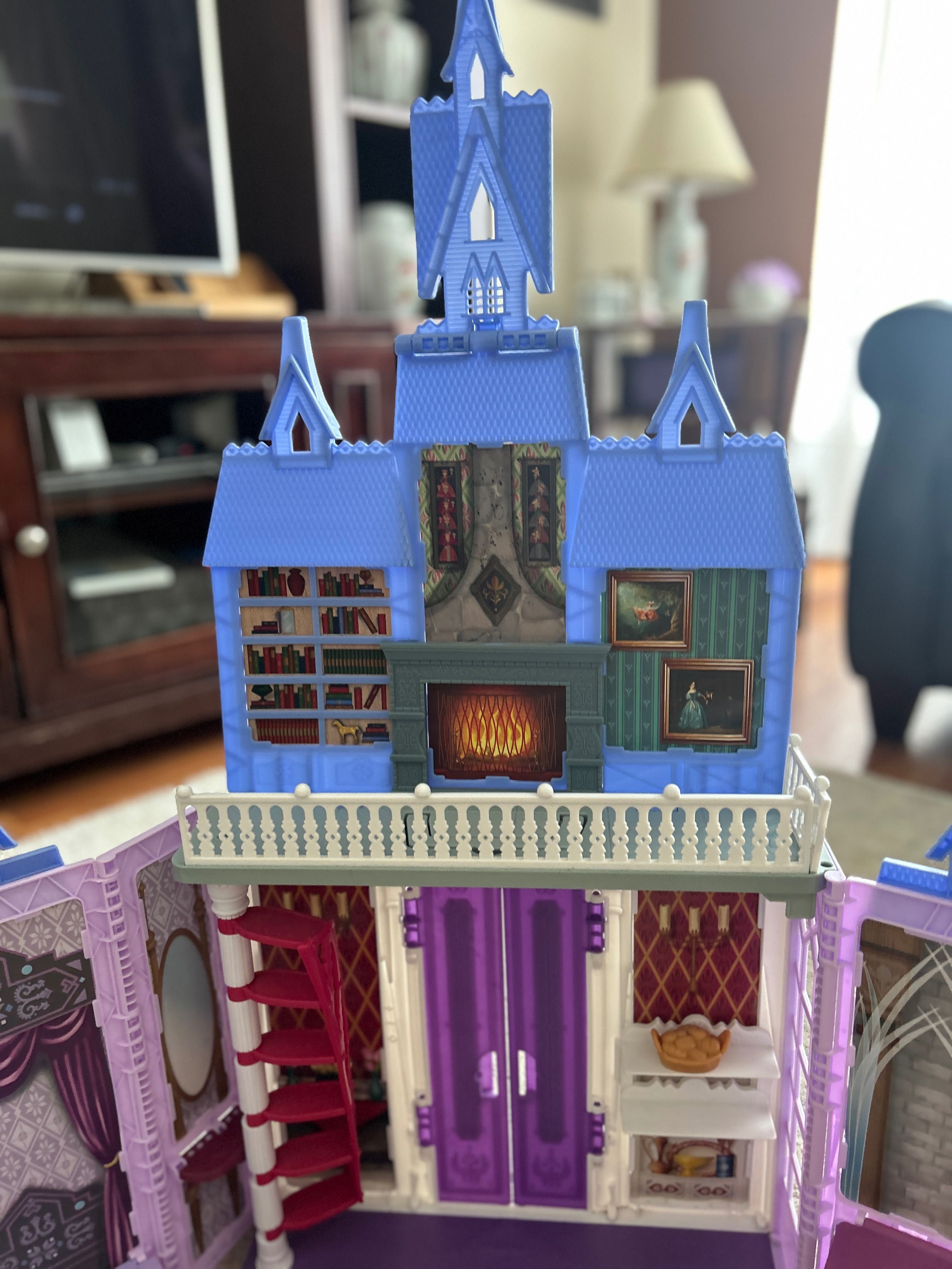 Castelo Frozen como novo