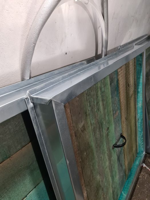 Klapa,wyłaz dachowy na wymiar.