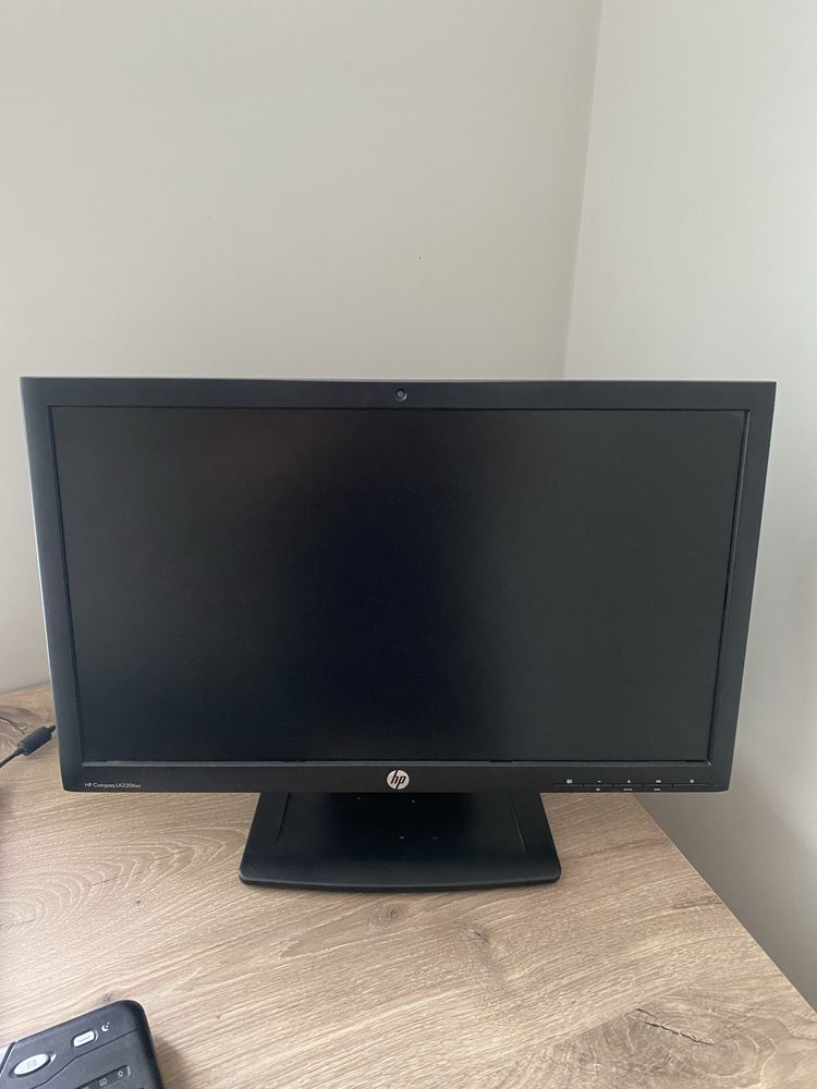 Монітор HP 2206xc