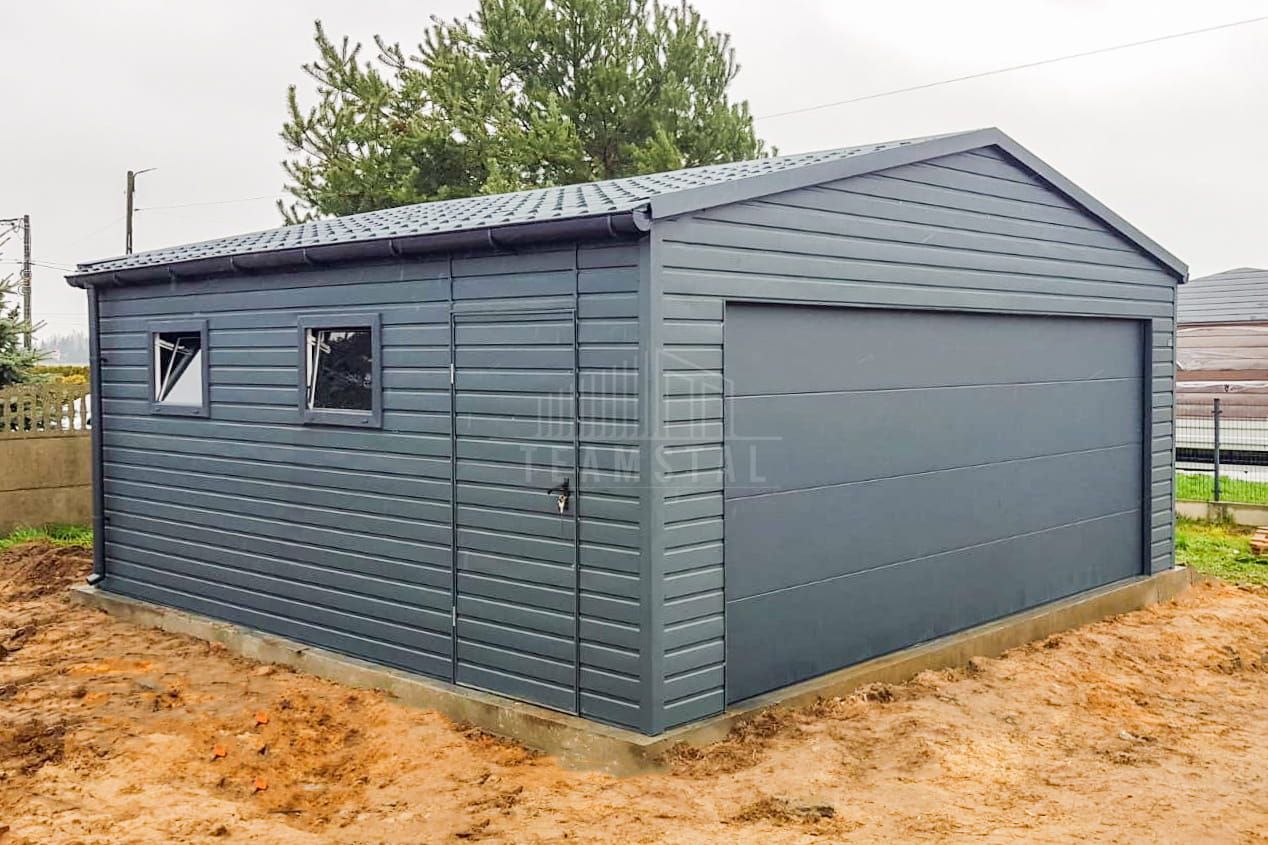 Garaż blaszany 6x6m Brama segmentowa 2x okno rynny blachodach TS755