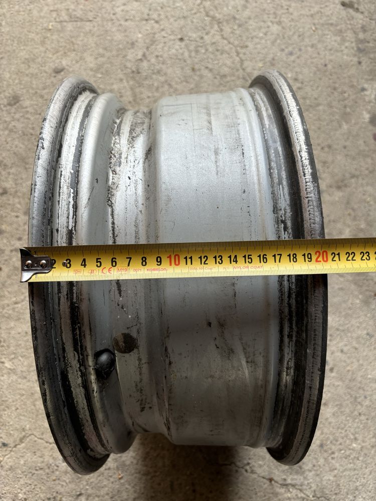 4 x komplet felgi aluminiowe 16 alufelgi BMW e 36 e46 e90
