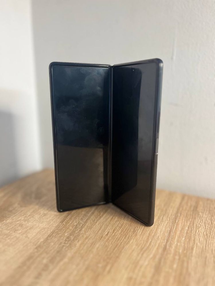 Samsung Galaxy Z Fold 2  12/256