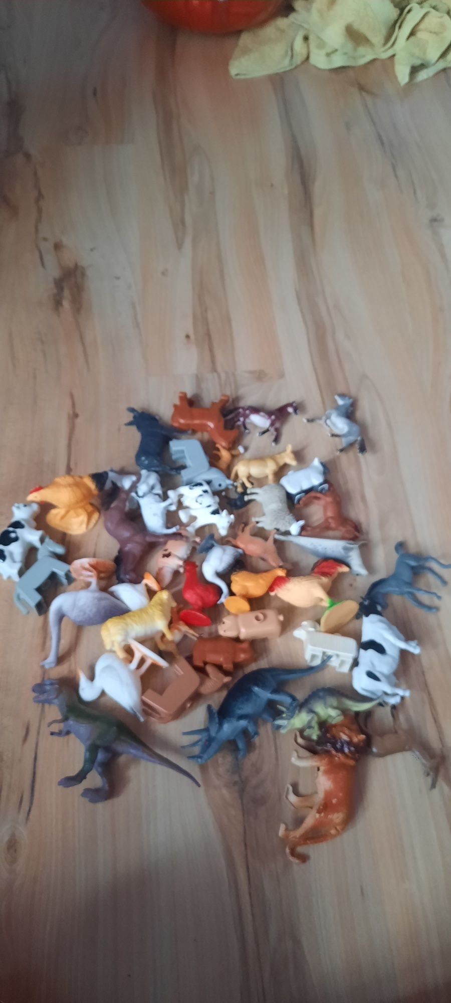 Figurki , farma  różne zwierzęta