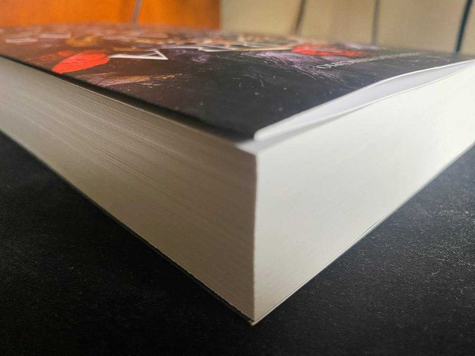 A Guerra das Duas Rainhas - Sangue e Cinzas - Livro 4