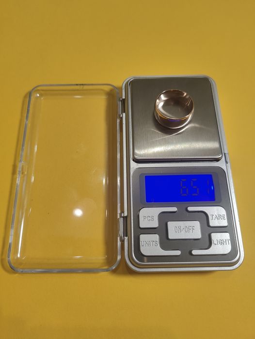 Золотое советское обручальное кольцо