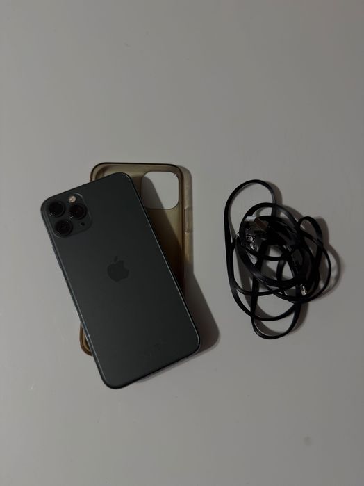 iPhone 11 Pro 256 GB – stan bardzo dobry, bateria 92%