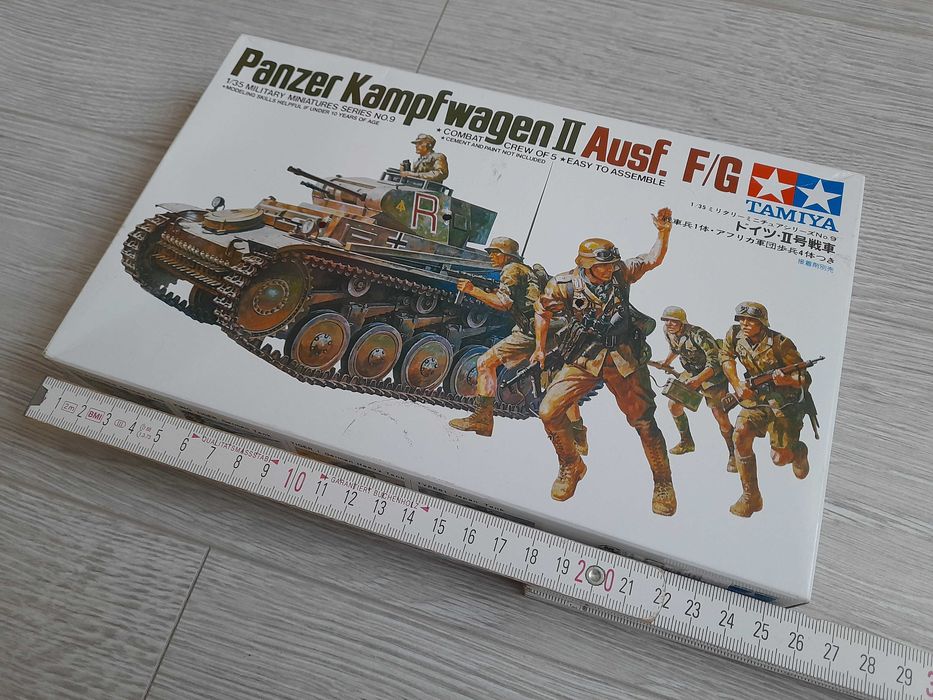 Tamiya Panzerkampfwagen II Ausf. F/G model 1:35 kolekcja 1971r wojna