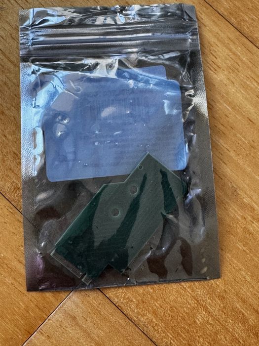 Conjunto de cabos e placas variados