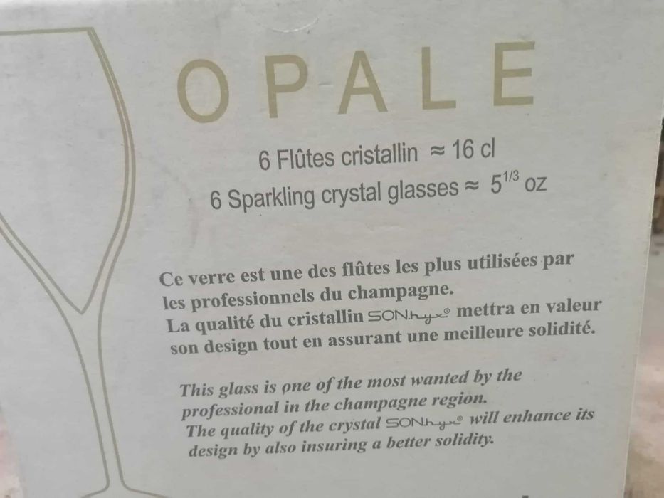 6 flutes de cristal Champanhe Taittinger - Novos