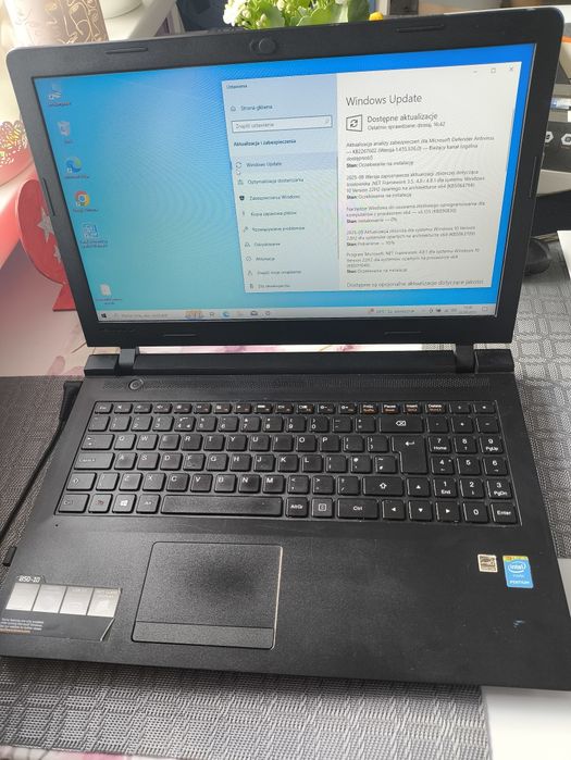 Laptop Lenovo b50-10 Intel Pentium n3540 2.16 GHz 8gb ram 60 GB ssd